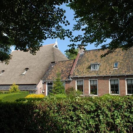 Unia Zathe Bed & Breakfast Ee Exterior photo