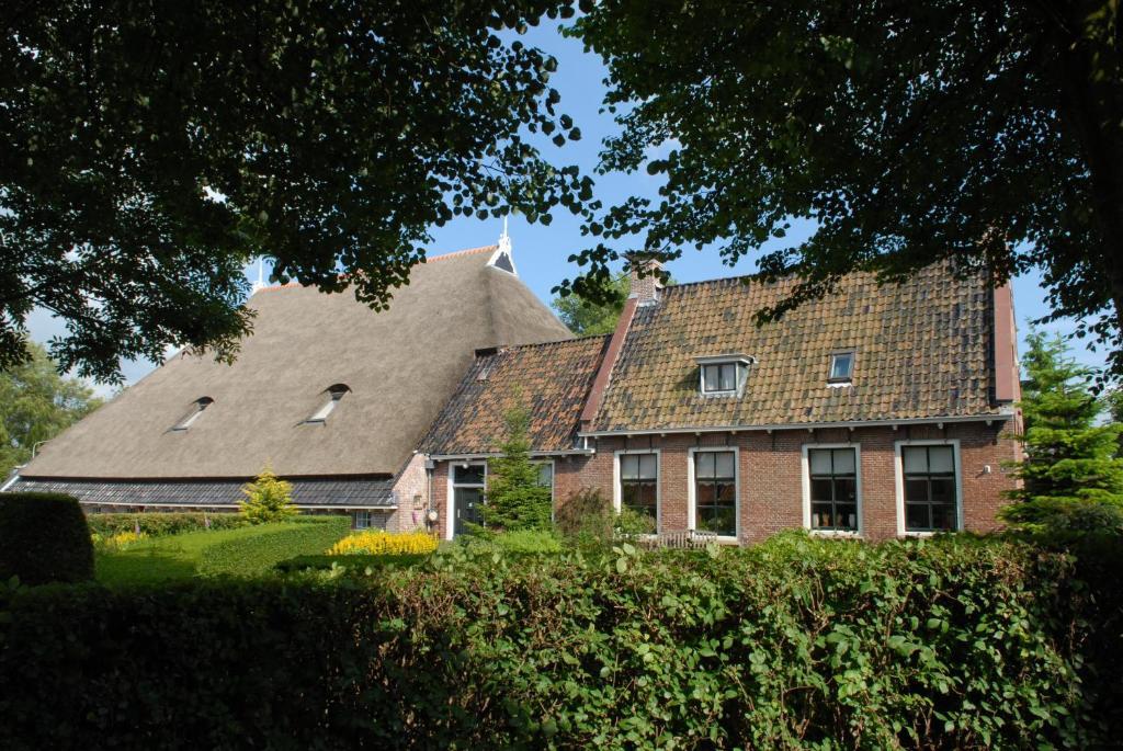 Unia Zathe Bed & Breakfast Ee Exterior photo